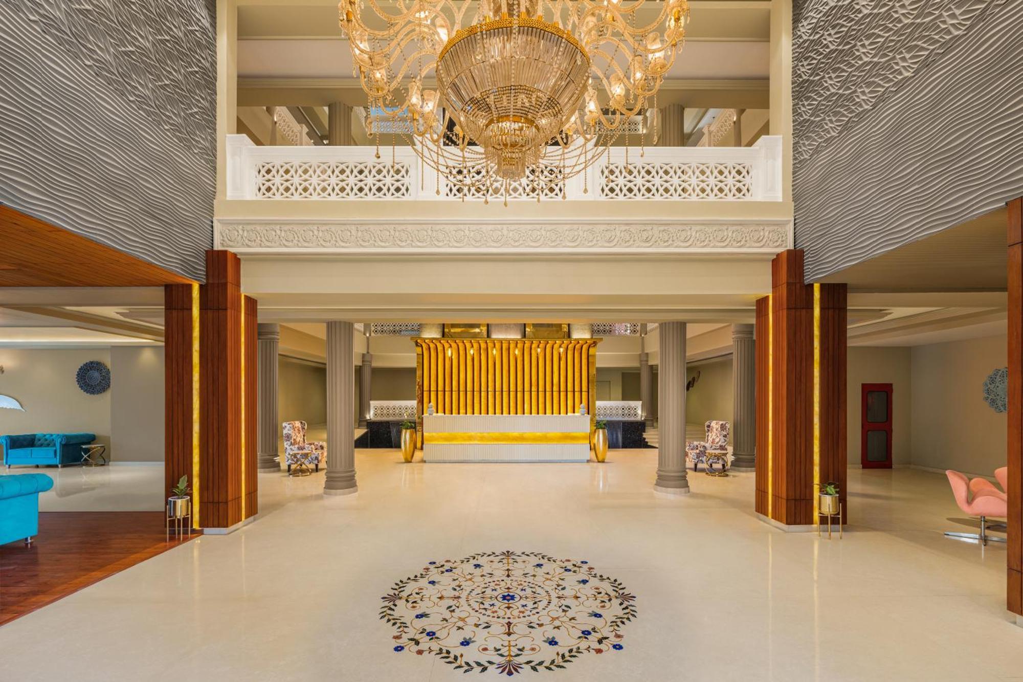 Essentia Luxury Resort & Spa Удайпур Екстериор снимка