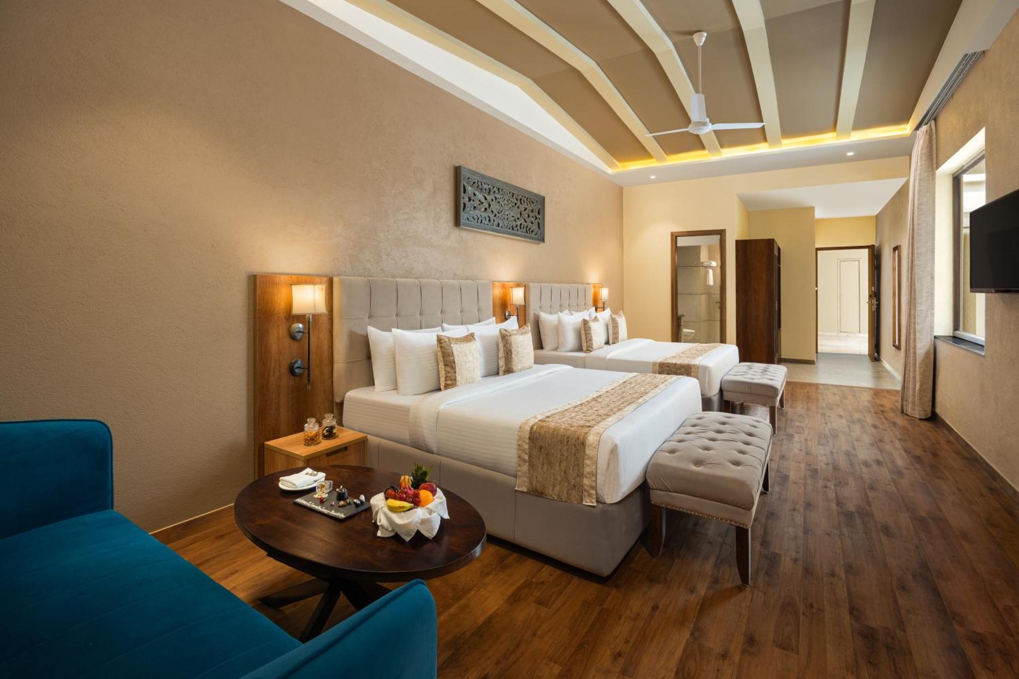 Essentia Luxury Resort & Spa Удайпур Екстериор снимка