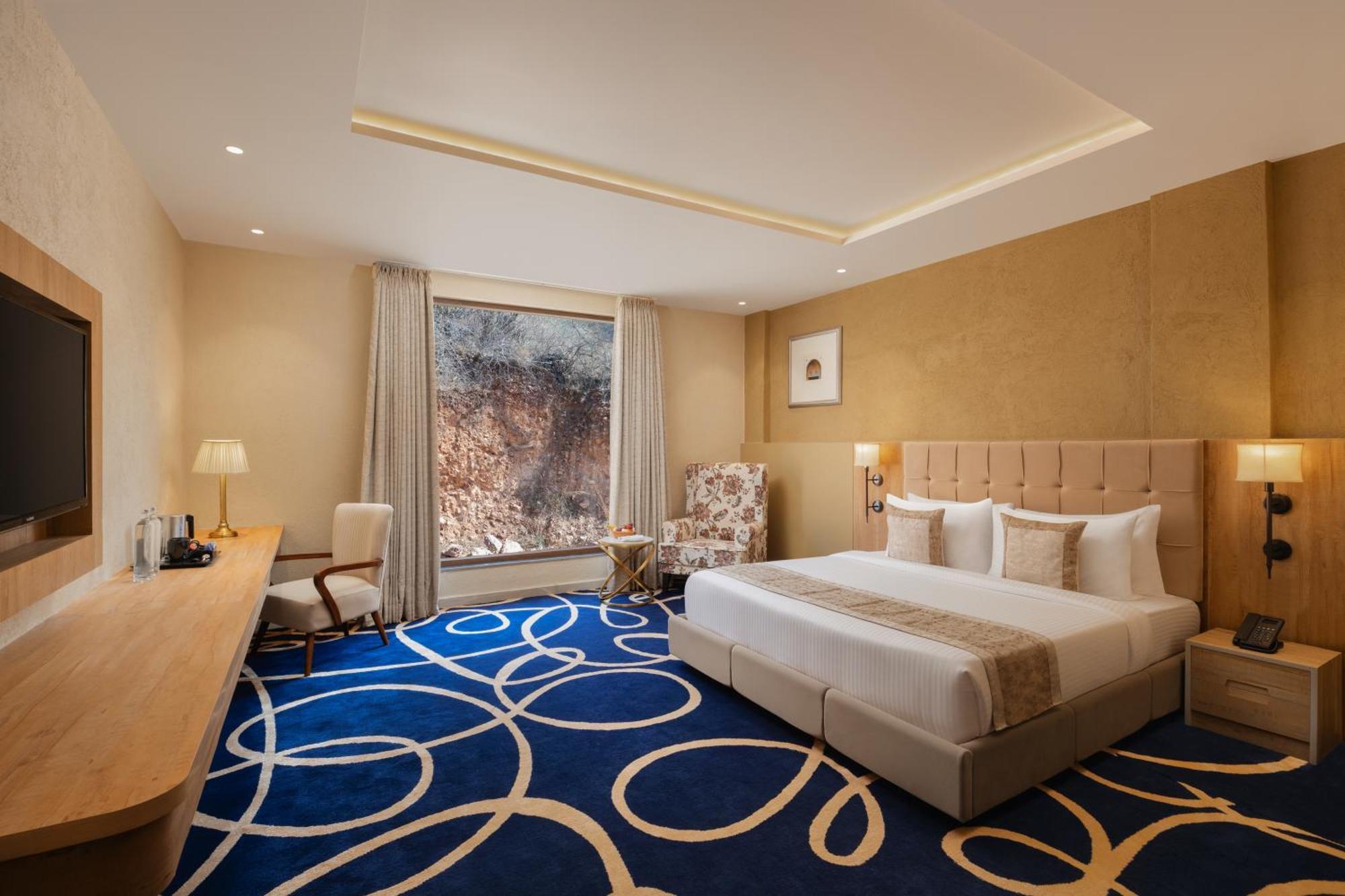 Essentia Luxury Resort & Spa Удайпур Екстериор снимка